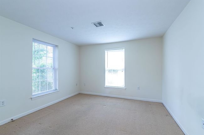 APT-4B - 5 Crosswoods Path Blvd, Condo with 2 bedrooms, 1 bathrooms and null parking in Merrimack NH | Image 12