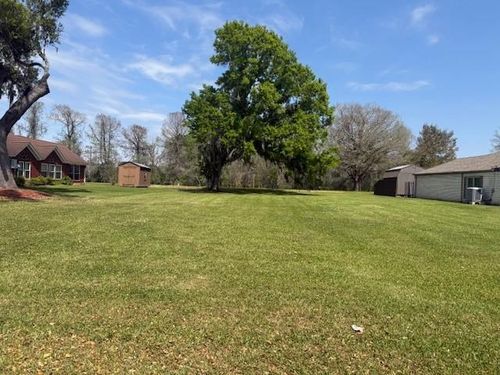 2225 Riverside Dr, West Columbia, TX, 77486-9660 | Card Image