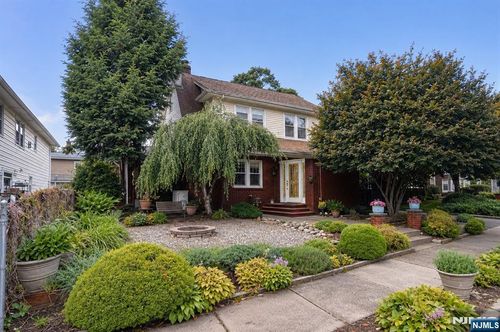 1-20 Cyril Ave, Fair Lawn, NJ, 07410-2002 | Card Image