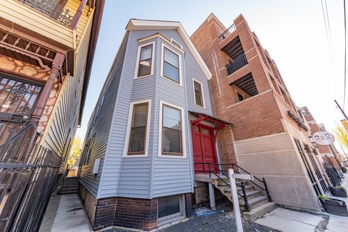 apt-2r-1431 W Belmont Ave, CHICAGO, IL, 60657-2125 | Card Image