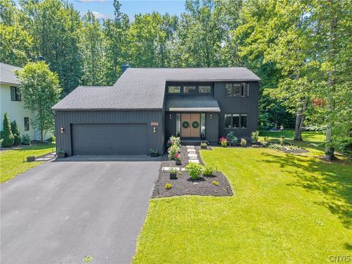 6828 Jayhawk Cir, Lysander, NY, 13027-1740 | Card Image