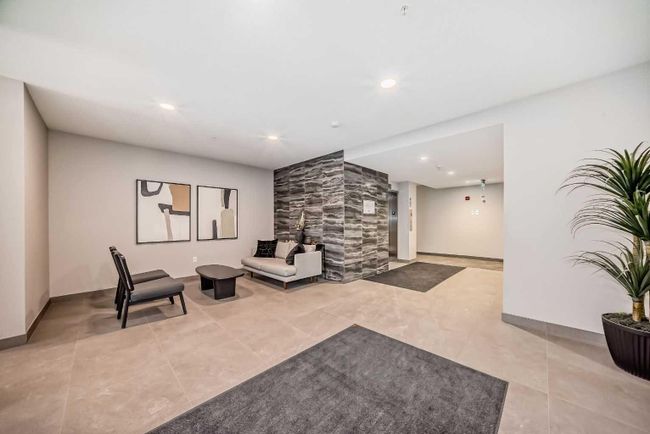 207 - 200 Shawnee Square Sw, Home with 2 bedrooms, 2 bathrooms and 1 parking in Calgary AB | Image 3