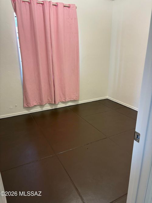 a-1036 N 13th Ave, Tucson, AZ, 85705-7554 | Card Image