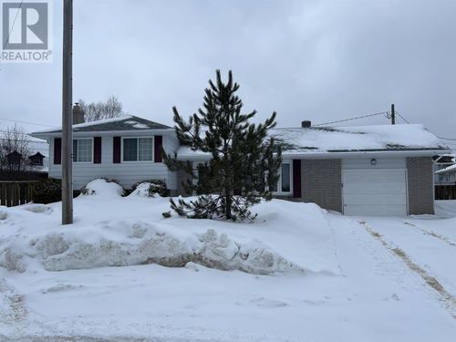 10 Eastgrove Cres, Terrace Bay, ON, P0T2W0 | Card Image