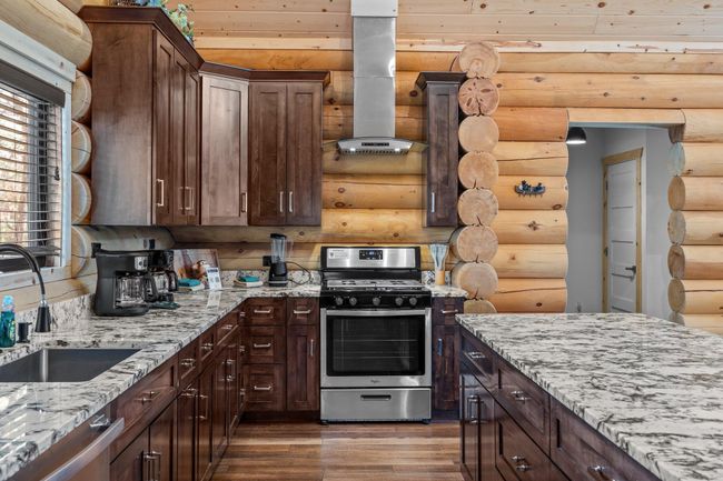 173 Lake Shore Dr, House other with 4 bedrooms, 3 bathrooms and null parking in Wisconsin Dells WI | Image 13