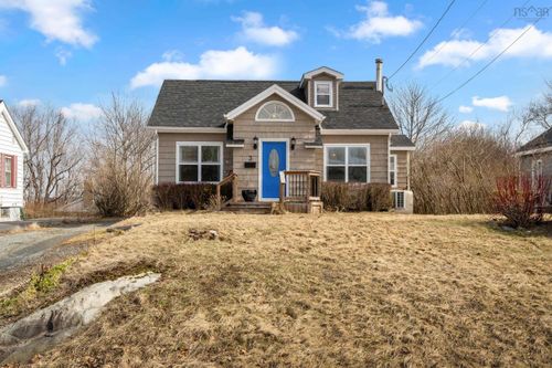 3 Chestnut Lane, Dartmouth, NS, B2Y3X1 | Card Image