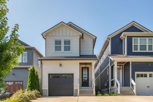 827 Watts Ln, Nashville, TN, 37209-4437 | Card Image