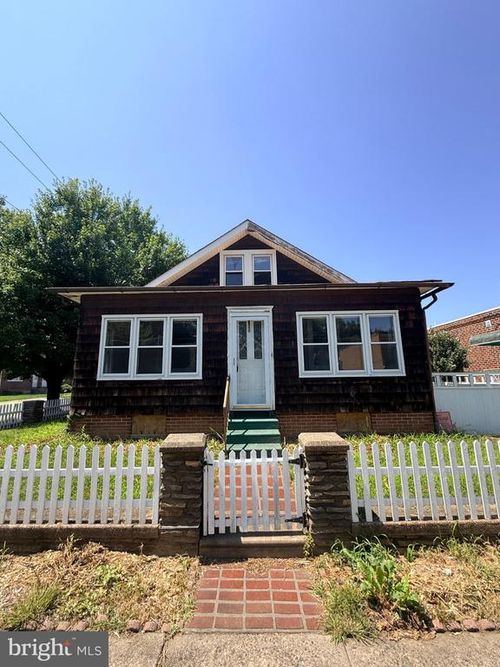 7600 Rising Sun Ave, PHILADELPHIA, PA, 19111-3227 | Card Image