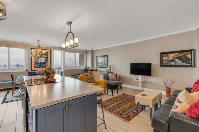 APT-2009 - 100 Manhattan Ave, Home with 2 bedrooms, 2 bathrooms and null parking in Union City NJ | Image 12