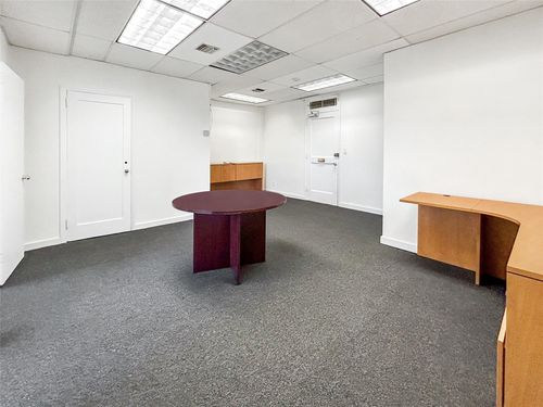 ste-4-2901 Long Beach Rd, Oceanside, NY, 11572-3130 | Card Image