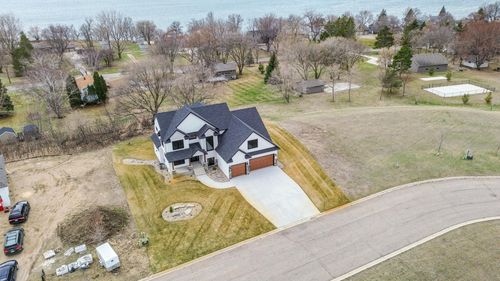 3731 Crestwood Rdg Ne, Alexandria, MN, 56308-8223 | Card Image