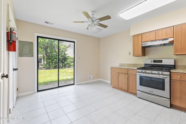 149 Sawmill Road, Condo with 2 bedrooms, 1 bathrooms and 149 parking in Brick NJ | Image 5