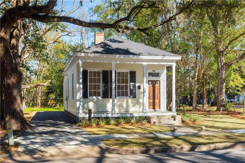 1052 Elmira St, Mobile, AL, 36604-3154 | Card Image