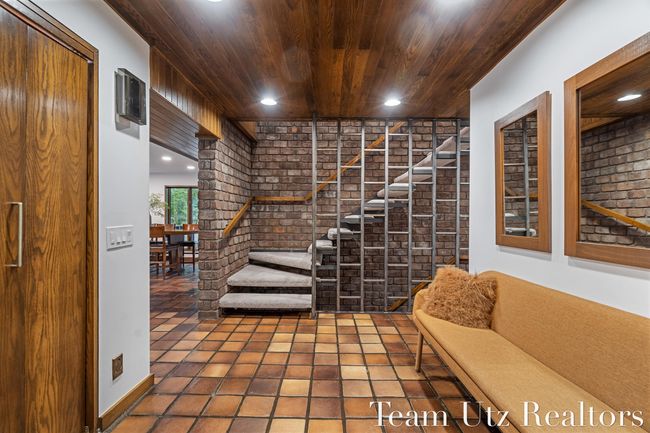 Foyer | Image 11