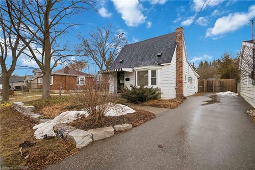 112 Harold Ave, Brantford, ON, N3T1W4 | Card Image