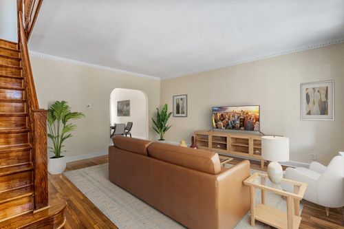 6141 80th St, Middle Village, NY, 11379-1320 | Card Image