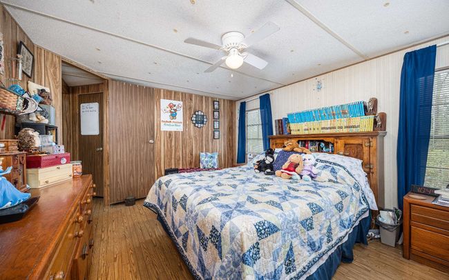 23195 104 Th St, House other with 3 bedrooms, 2 bathrooms and 2 parking in Dowling Park FL | Image 15