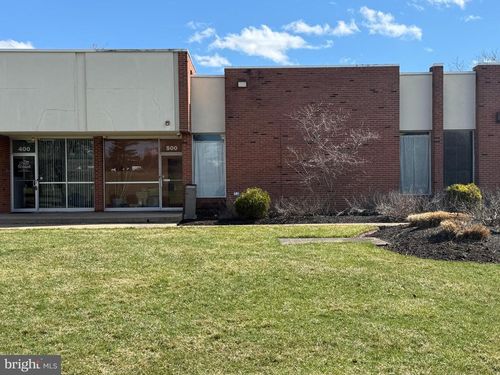 ste-500-121 Friends Ln, NEWTOWN, PA, 18940-1897 | Card Image