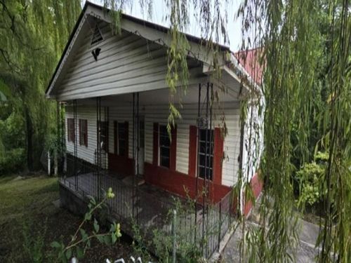 183 Highway 160, Cumberland, KY, 40823-8037 | Card Image