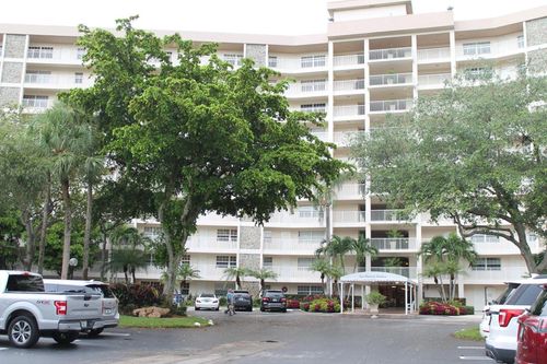 603-3507 Oaks Way, Pompano Beach, FL, 33069-5395 | Card Image
