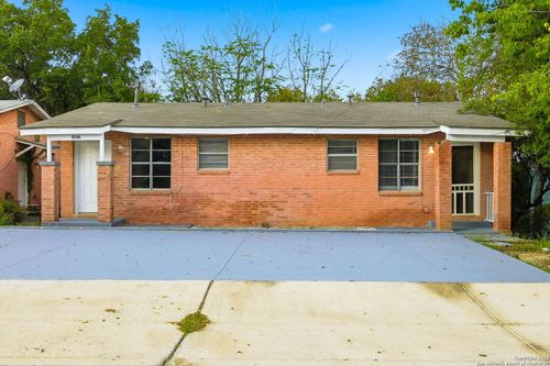 1827 E Highland Blvd, San Antonio, TX, 78210-3717 | Card Image