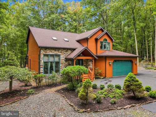 584 S Huron Circle, Hazleton, PA, 18202 | Card Image