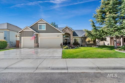 3657 N Pankratz Way, Meridian, ID, 83646-6866 | Card Image