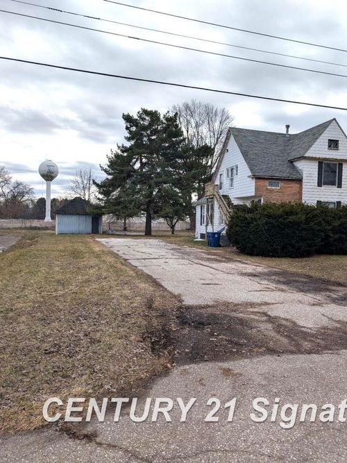 812 Sanderson Street, St Charles Township, MI, 48655 | Card Image