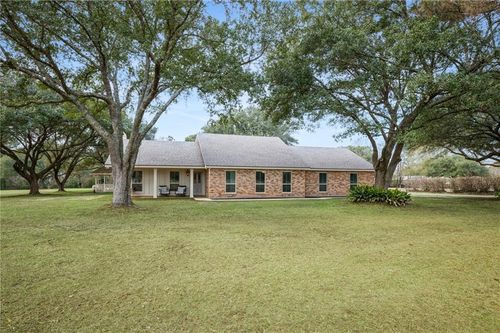 82243 Old Military Road, Bush, LA, 70431 | Card Image