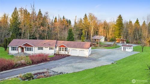 7203 Erna Ln, Sedro Woolley, WA, 98284-5046 | Card Image