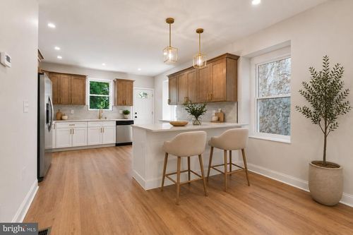 4107 Manayunk Ave, PHILADELPHIA, PA, 19128-5027 | Card Image