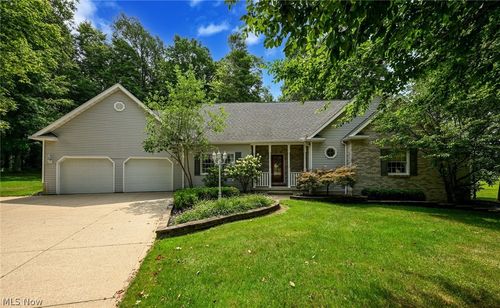 37 W Maple Drive, Seville, OH, 44273 | Card Image