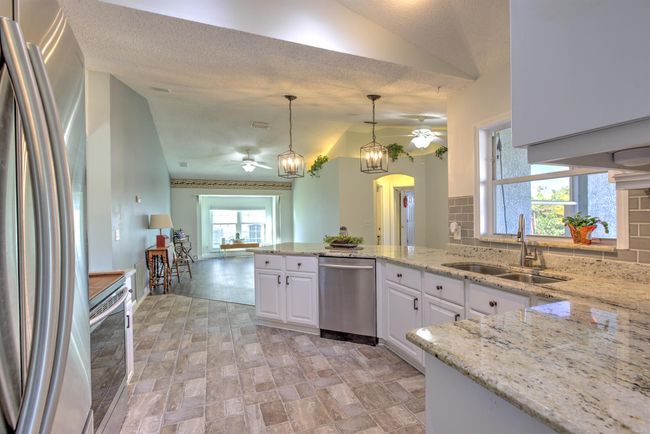 3582 Sw Margela St, House other with 3 bedrooms, 3 bathrooms and null parking in Port St Lucie FL | Image 16