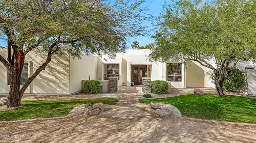 10390 E Paradise Dr, Scottsdale, AZ, 85260-5909 | Card Image
