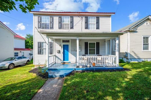 899 Brook St, Lynchburg, VA, 24501-3323 | Card Image