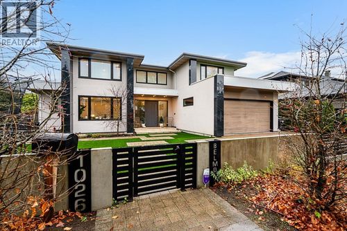 1026 Belmont Ave, North Vancouver, BC, V7R1K2 | Card Image