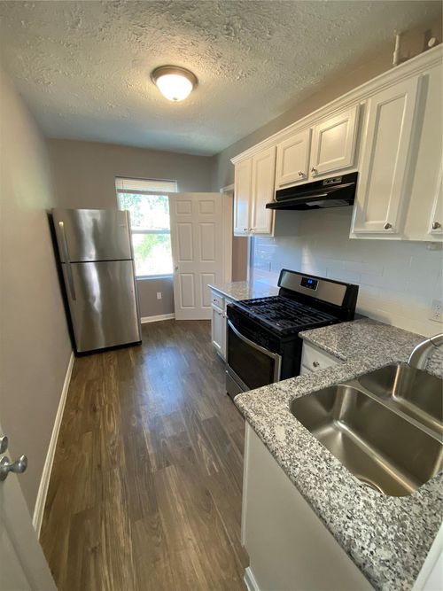 apt-9-222 Grace St, Houston, TX, 77003-2666 | Card Image