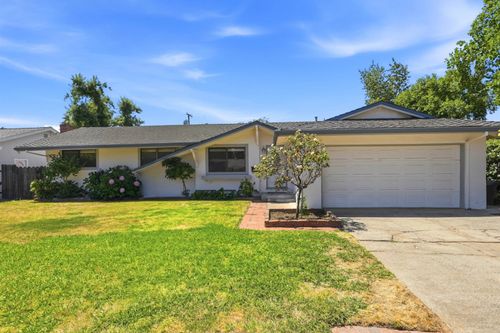 5406 Canfield Ave, Carmichael, CA, 95608-3211 | Card Image