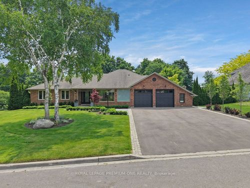 27 Cain Crt, Nobleton, ON, L0G1N0 | Card Image
