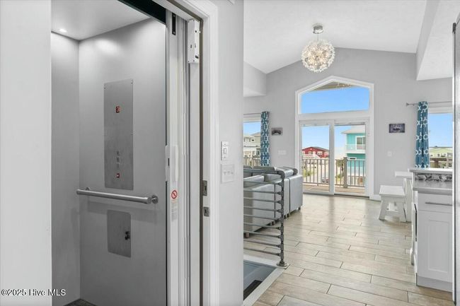 447 E Fourth St, House other with 6 bedrooms, 7 bathrooms and null parking in Ocean Isle Beach NC | Image 40