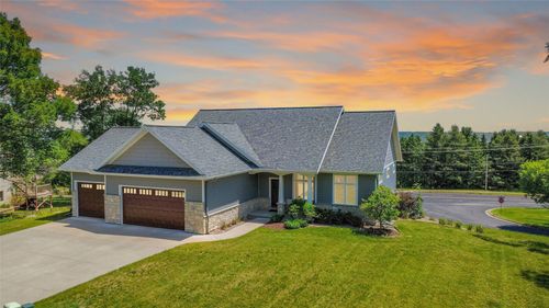 2003 Liberty Ridge Way, Wausau, WI, 54401-3433 | Card Image