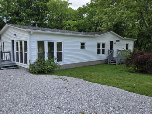 525 Corum Hill Rd, Castalian Springs, TN, 37031-4635 | Card Image