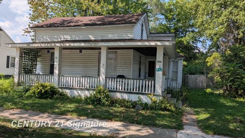 912 Pleasant St, Saginaw, MI, 48602-5719 | Card Image
