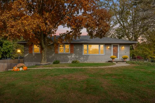 8387 Bluebird, Richland, MI, 49083-9716 | Card Image