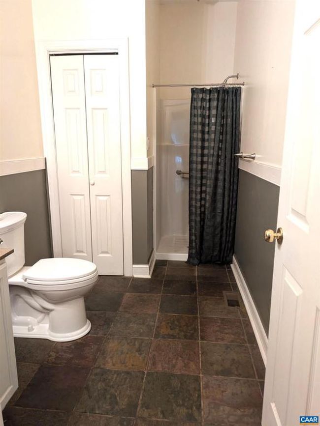 5205 W Hoover Rd, House other with 4 bedrooms, 4 bathrooms and null parking in REVA VA | Image 28