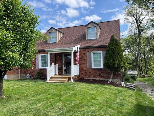 215 Melvin Dr, West Mifflin, PA, 15236 | Card Image