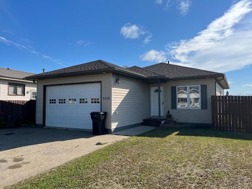 5310 45 St, Grimshaw, AB, T0H1W0 | Card Image