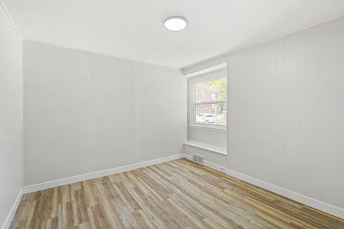 104 Seeser St, Joliet, IL, 60436-1645 | Card Image