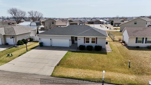 4035 Lillie Dr, Grand Island, NE, 68803 | Card Image