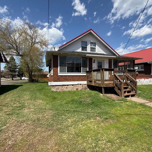 106 Iron St, Hurley, WI, 54534-1351 | Card Image